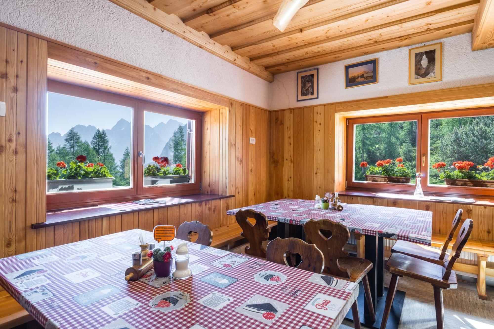 Postarski Dom On Vrsic Kranjska Gora Zewnętrze zdjęcie